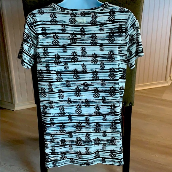 T Shirt - Picture 2 of 2